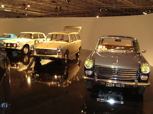 Peugeot404